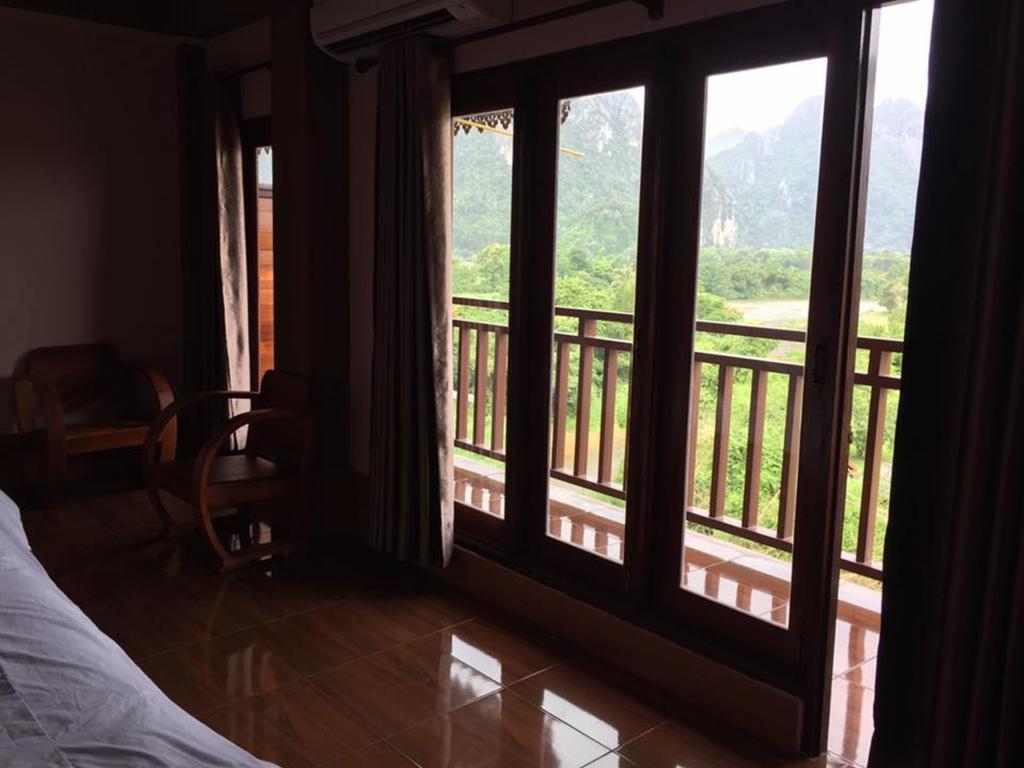 Happy River View Hotel วังเวียง ภายนอก รูปภาพ