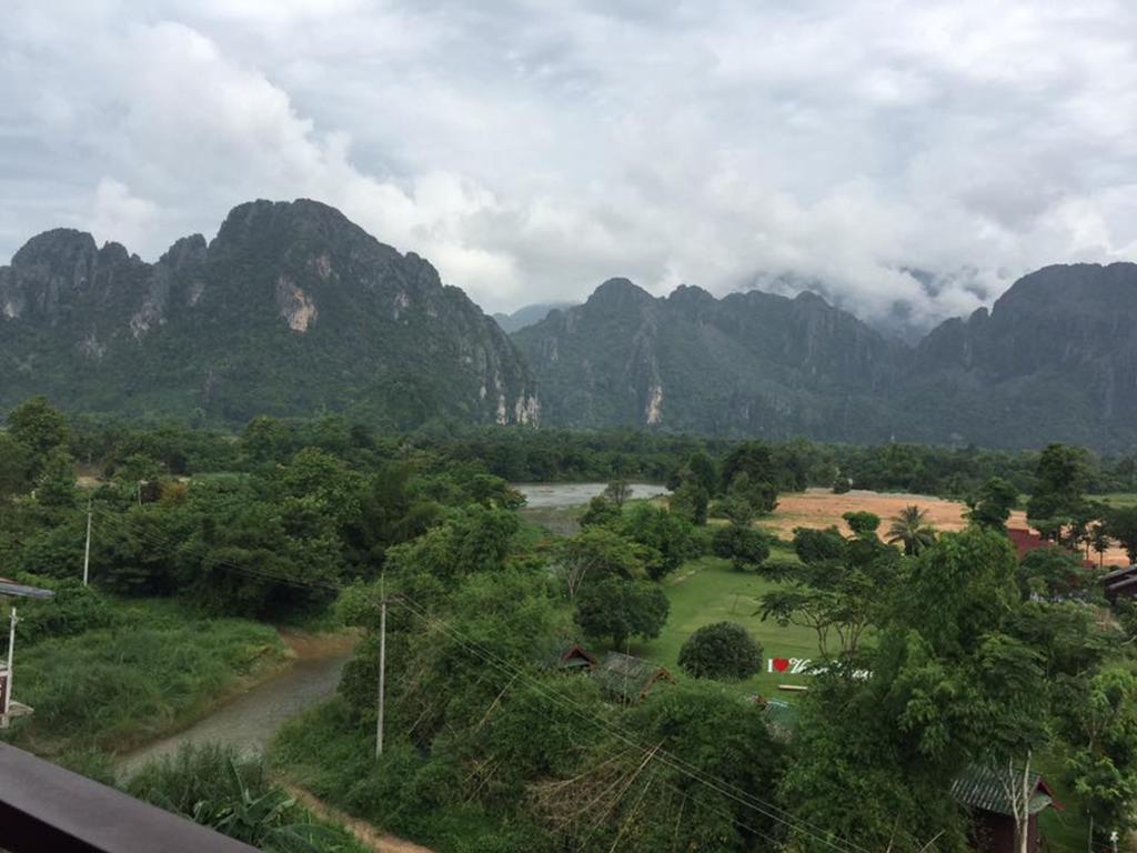 Happy River View Hotel วังเวียง ภายนอก รูปภาพ