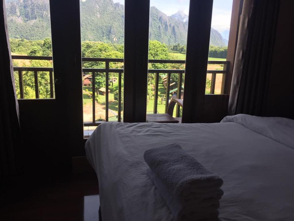 Happy River View Hotel วังเวียง ภายนอก รูปภาพ